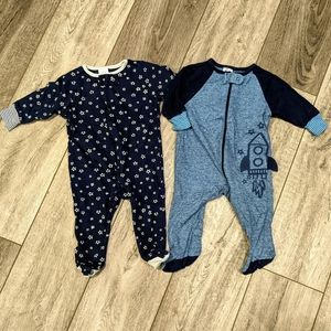 3/$20 Gerber 2-Pack Footed Sleepers